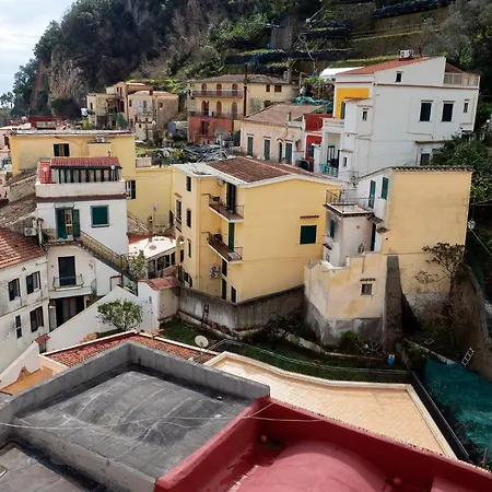 Costa D' Amalfi Andrea E Martina Feriehus Cetara